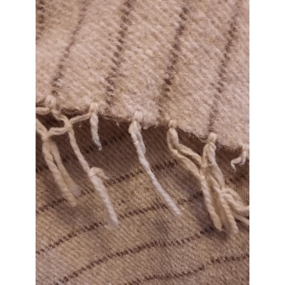 Vintage 1970’s Hand Loomed Guatemala Fringe Poncho Wool Stripe Women’s Size OS - Picture 5 of 8